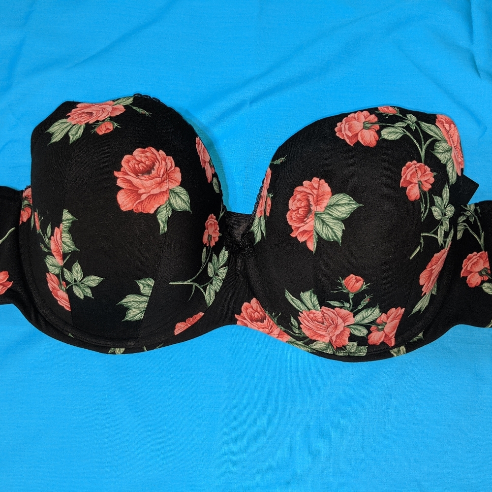 Torrid Lightly Lined T-Shirt Bra (NWT)